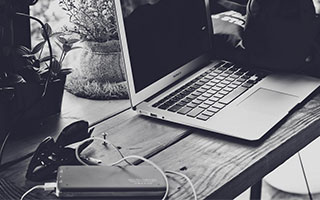 爱游戏用户专属-塞尔维亚遭遇两连败，小组出线前景堪忧，塞尔维亚最近怎么了