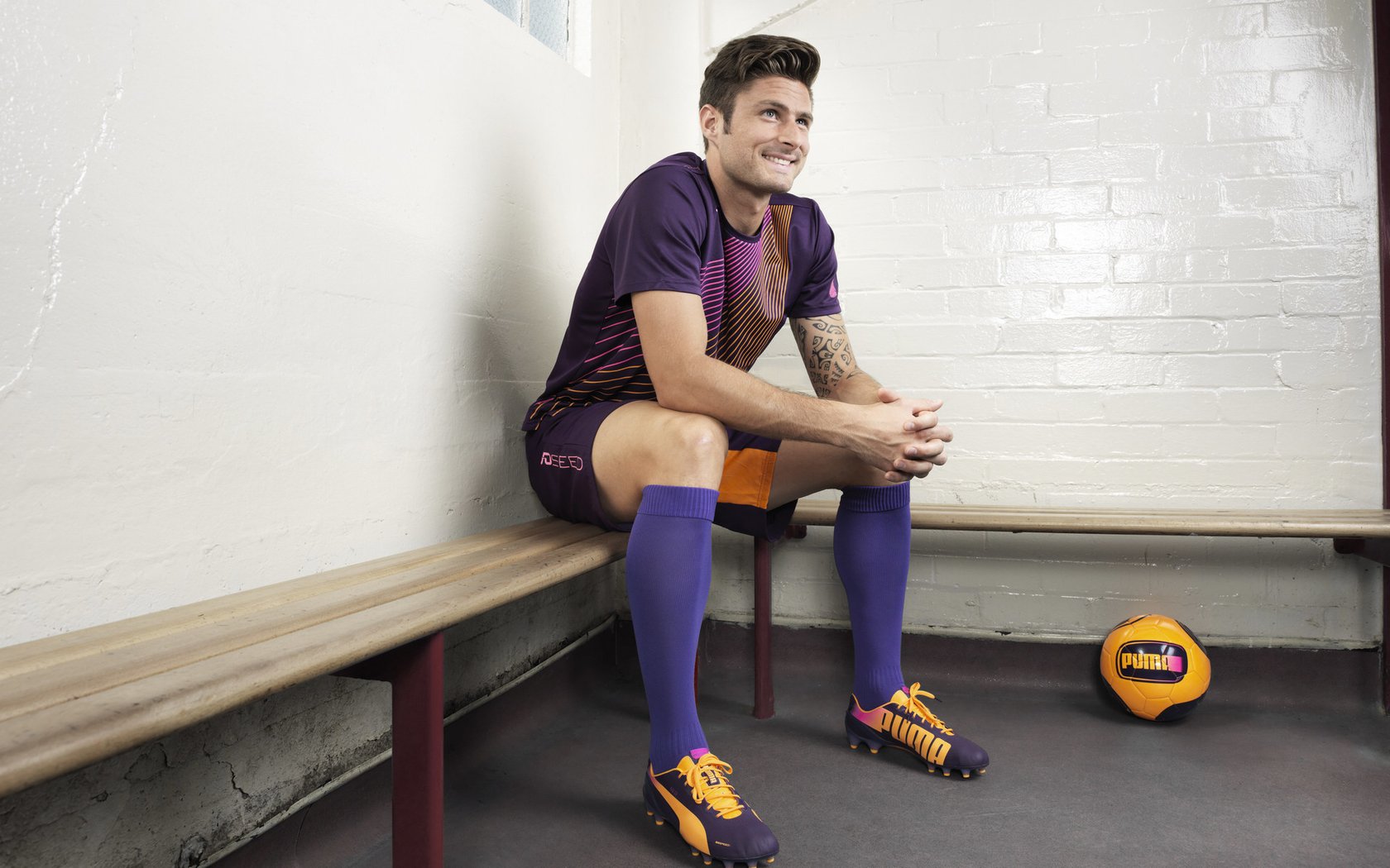 爵士队球员勤奋训练，追求更高比赛目标，爵士队伍